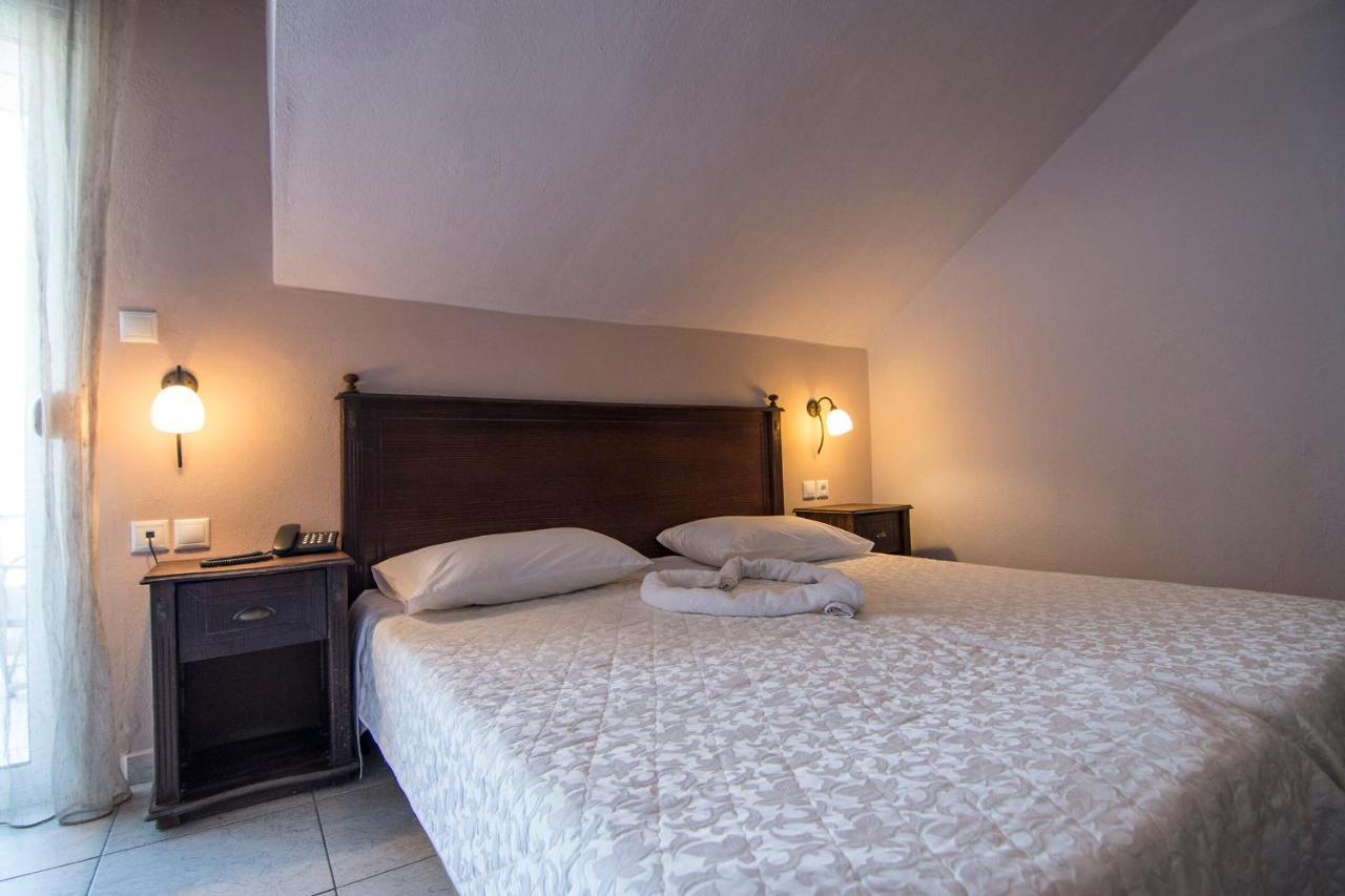 Rihios Hotel ستافروس المظهر الخارجي الصورة