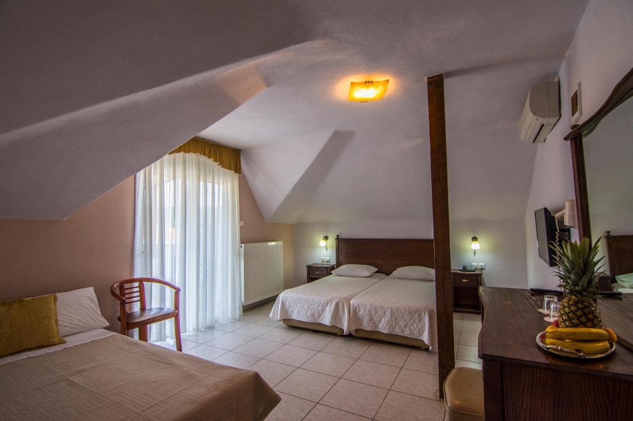 Rihios Hotel ستافروس المظهر الخارجي الصورة